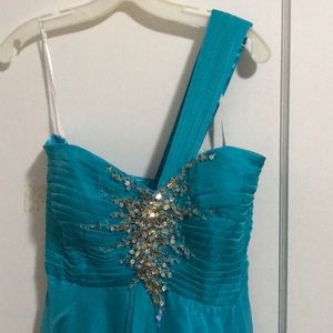 Night Moves Prom Dress Size 18